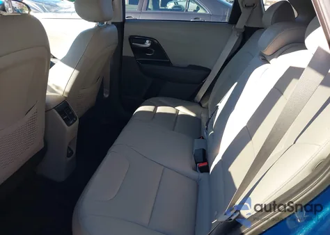 2018 Kia Niro Touring from USA, damaged, VIN KNDCE3LC1J5120643